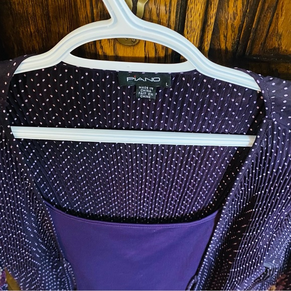 PIANO  Blouse, Purple Accents/Trim, Bell Sleeves, Accordian, Size L - Picture 2 of 4